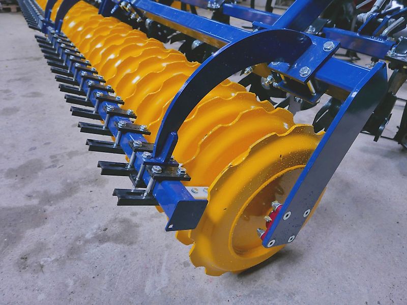 MezTec MG300 Plus, Mulchgrubber, vgl. Pöttinger SYNKRO