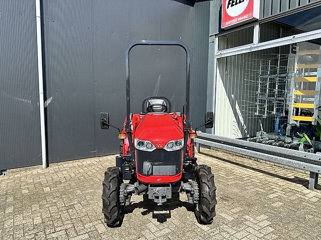 Massey Ferguson 1740 E