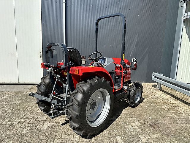 Massey Ferguson 1740 E