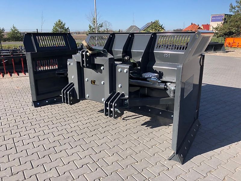 INTER-TECH D&D Landtechnika Maisschild / Siloschild / Siloschiebeschild