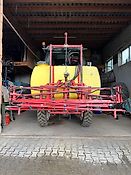 Pflanzenschutzspritze Rau 600 l Feldspritze