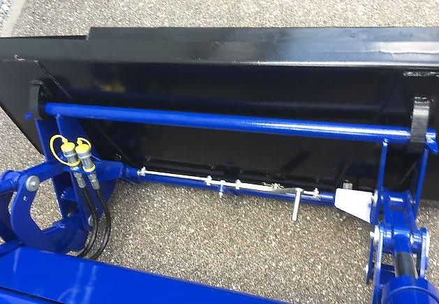 LOVOL Traktor M754 75P 4 Zylinder Frontlader 4x4 Klimaanlage