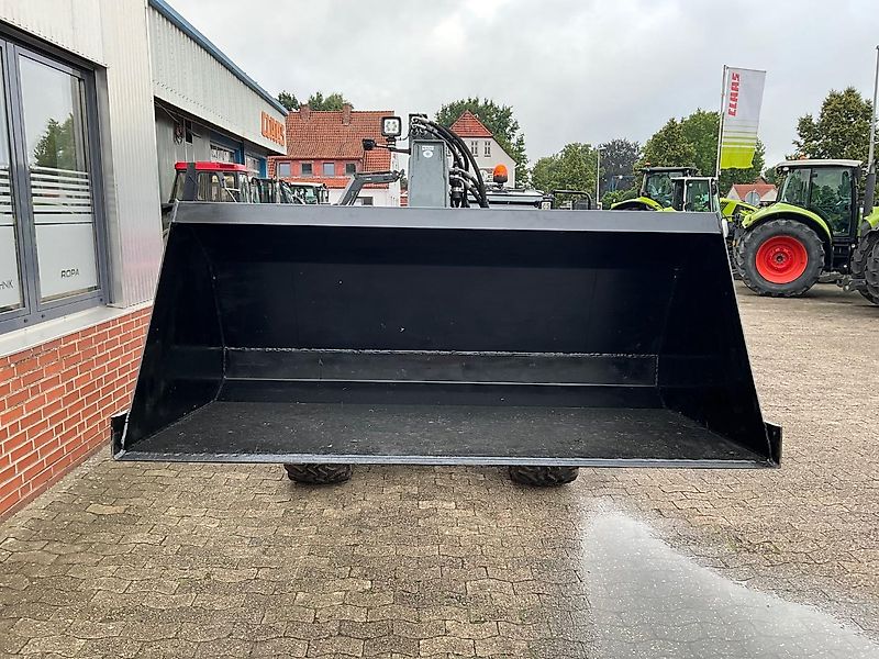 Düvelsdorf ERDSCHAUFEL 1800 EURO Aufnahme