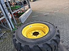 John Deere 440/80-24 / 260/70-16,5 4066R/4066M