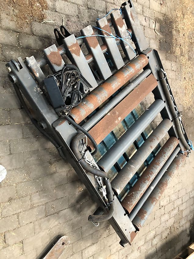 Kuhn Rollenbaan met weeginrichting voor LSB pers