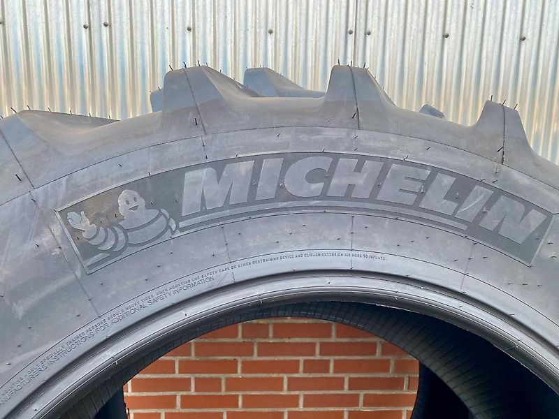 Michelin 2 Stück OMNIBIB 150 D 520/70 R 38; DA Demo Reifen, nicht gefahren