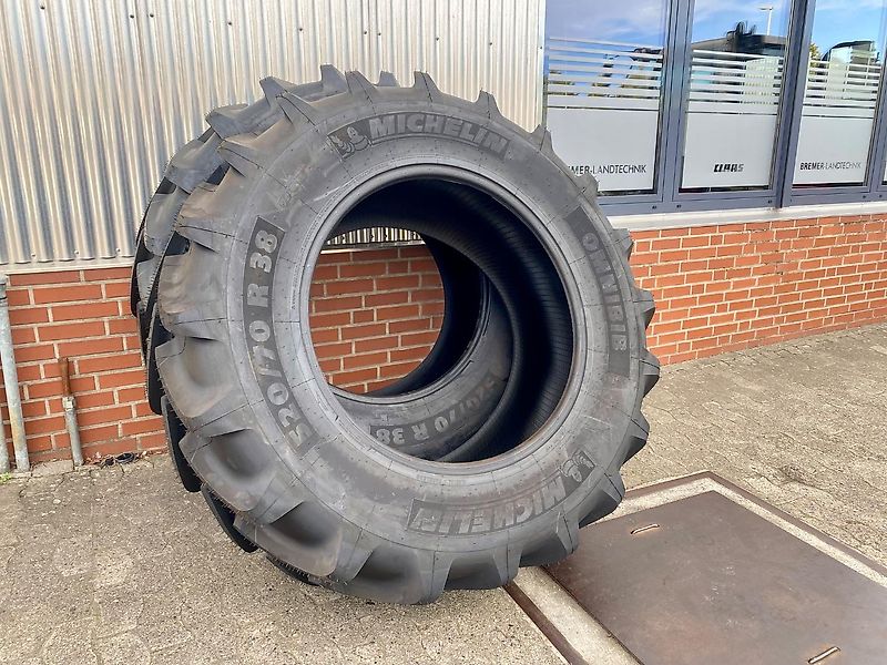 Michelin 2 Stück OMNIBIB 150 D 520/70 R 38; DA Demo Reifen, nicht gefahren