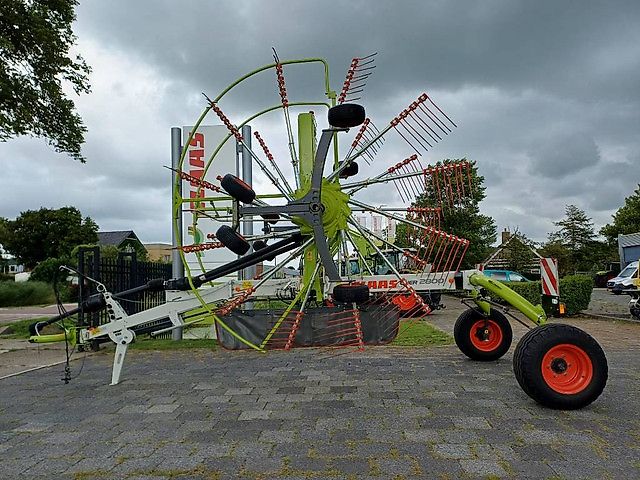 Claas Liner 2800