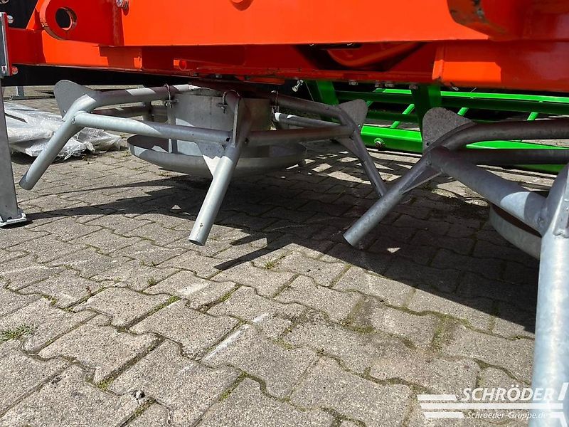 Holaras JUMBO KS-SHB / VOLVO AUFNAHME