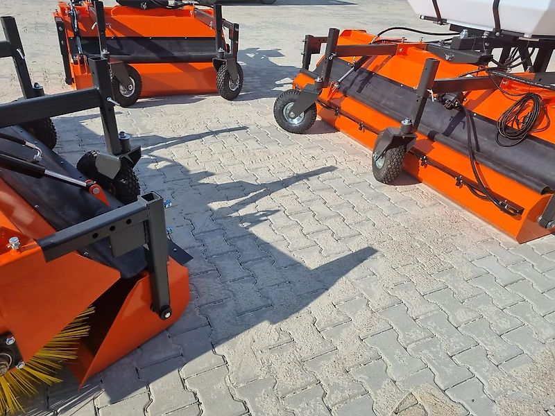 Metal-Technik Kehrbürste 2,4 M Stapler Euroaufnahme Dreipunkt 240 CM