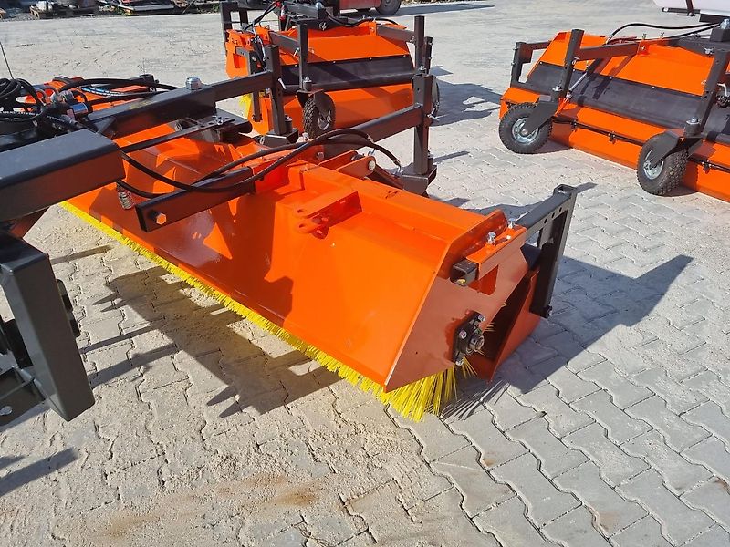 Metal-Technik Kehrbürste 2,4 M Stapler Euroaufnahme Dreipunkt 240 CM