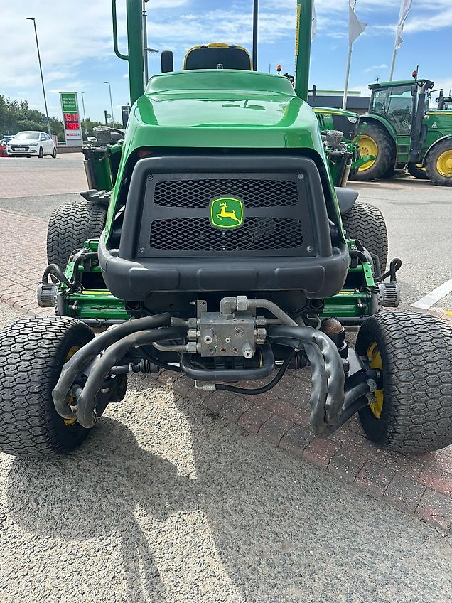 John Deere 7500AE