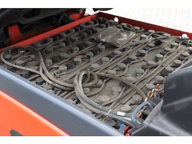 Linde E25L-01 Forklift