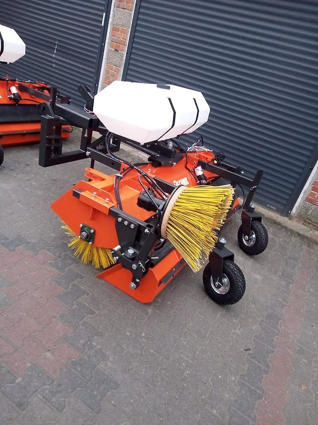 Metal-Technik Kehrbürste 240 CM Seitenbesen Wasserbehälter