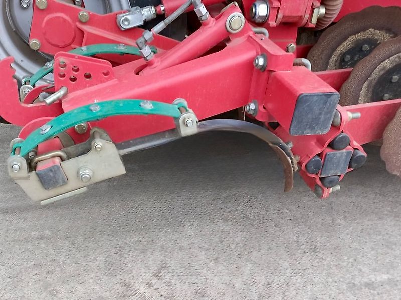 Kverneland Accord U-Drill 6000 Frontreifenpacker