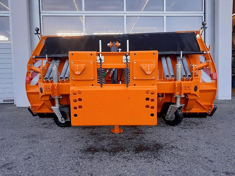 Hauer U-II-300 Schneepflug