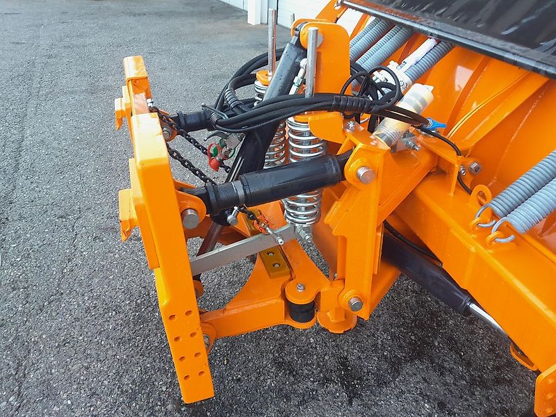 Hauer U-II-300 Schneepflug