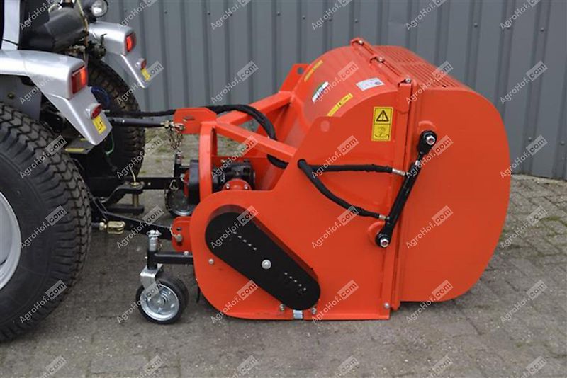 Boxer LOW / Schlegelmulcher mit Sammelbehälter 120-160 cm