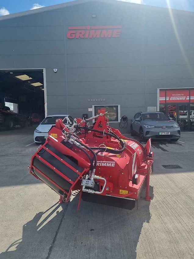Grimme HT 200 Front Mounted Self-Propelled Topper