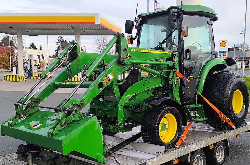 John Deere 4066R mit Frontlader, Load- Match, Galxie- oder Industriebereifung