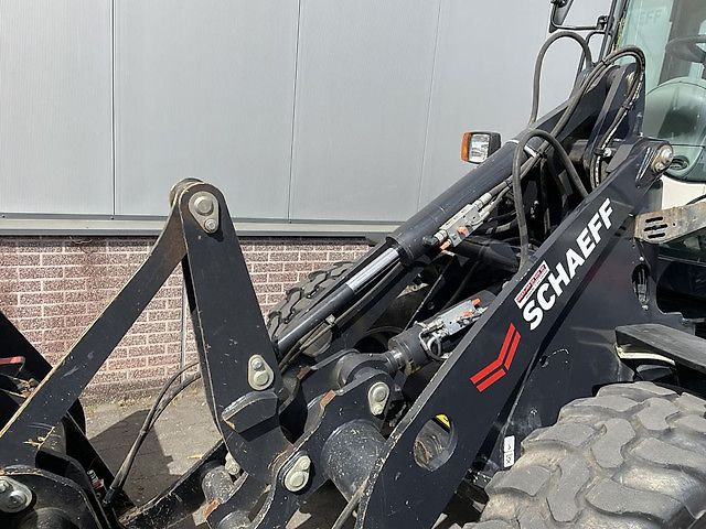 Schaeff TL100 (Yanmar V100)