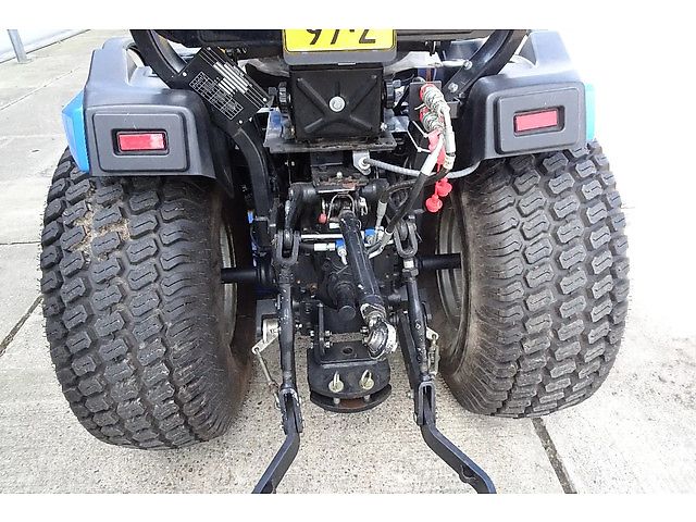 Solis HST26 Weinig uren marge trekker geen BTW! .