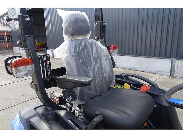 Solis HST26 Weinig uren marge trekker geen BTW! .