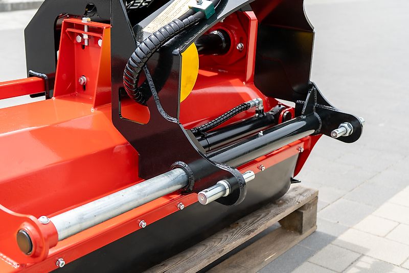 REMET CNC TECHNOLOGY SCHLEGELMÄHER FMS-140 MIT SEITENVERSCHIEBUNG