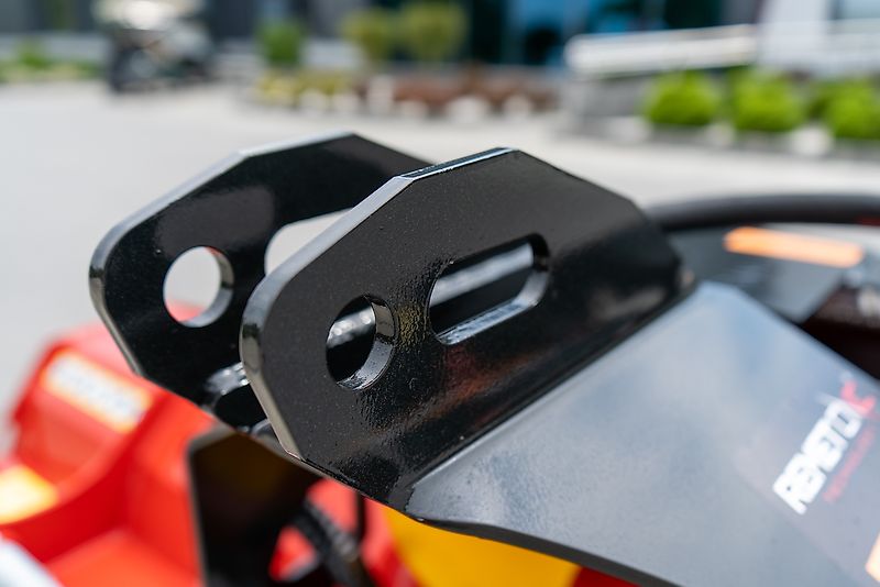 REMET CNC TECHNOLOGY SCHLEGELMÄHER FMS-140 MIT SEITENVERSCHIEBUNG