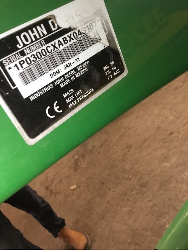 John Deere 3320 MY11