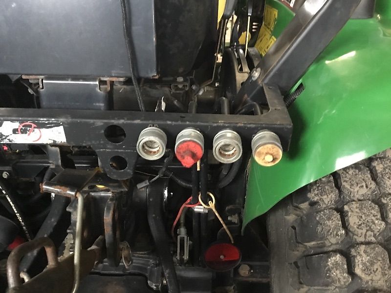 John Deere 3320 MY11