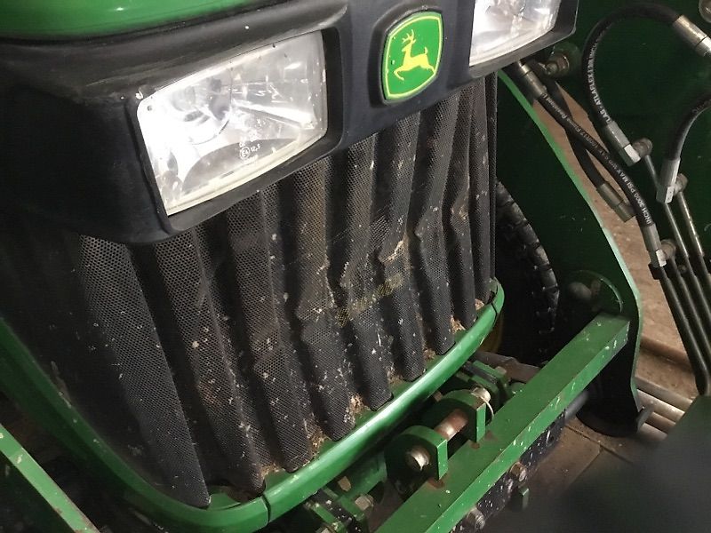 John Deere 3320 MY11